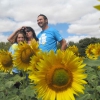 Familia entre girasoles – El Ventanuco