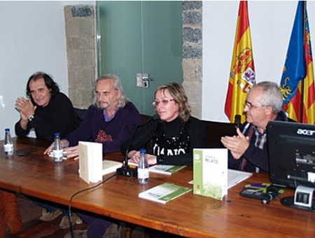 (Miembros de la Asociación "Las Alcublas" y del Ayuntamiento de Alcublas)