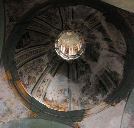 Interior cúpula iglesia del XVIII