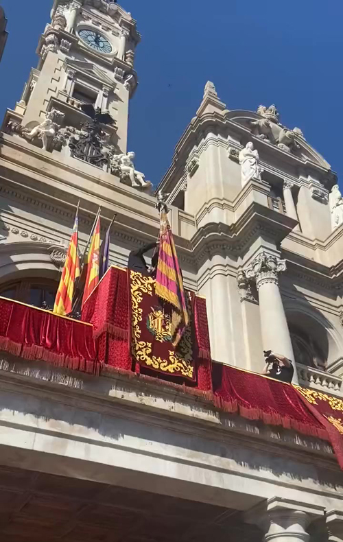 bajada bandera valenciana